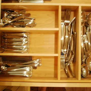 TOTAL RENOVATION OF KITCHEN AND OFFICE
