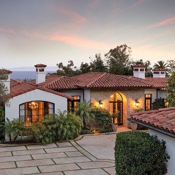 700 E Mountain Drive
