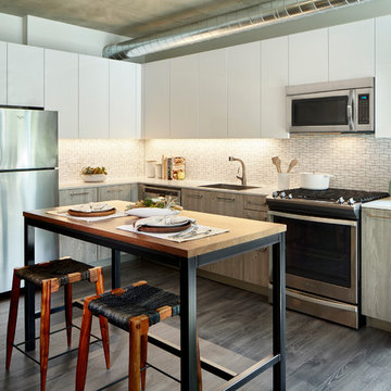 3400 N. Lincoln : Hirsch Associates