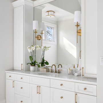 Timeless Master Bathroom in Colleyville