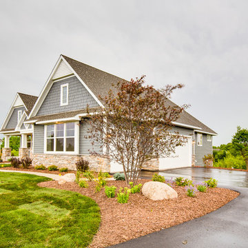 472 Prominence Way
