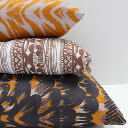 GUILDERY PILLOWS - Products