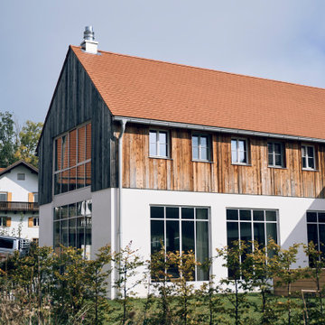 Dorfhaus im Blauen Land