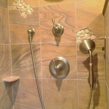 Sandstone & River Rock Master Bath