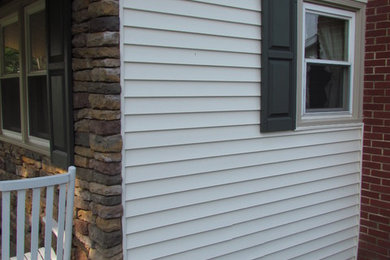 Exterior home idea in Other