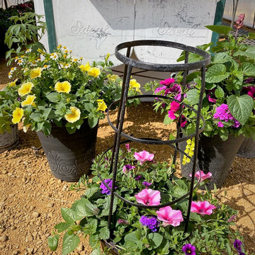 Landscape Supplies & Greenhouse