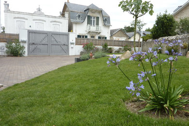 Inspiration for a beach style garden in Nantes.