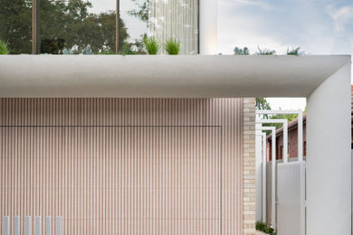 Contemporary garage in Melbourne.