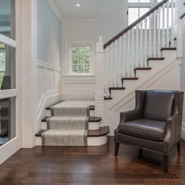 Classic Elegance and Modern Comfort: Norfolk Road Residence