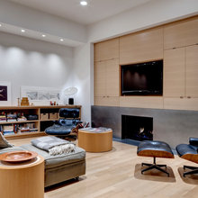 2 Toprail living and family room spaces