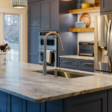 Exraordinary Backsplash with Blue Kitchen Cabinets