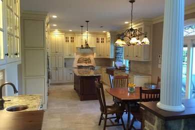 Tuscan kitchen photo in Philadelphia