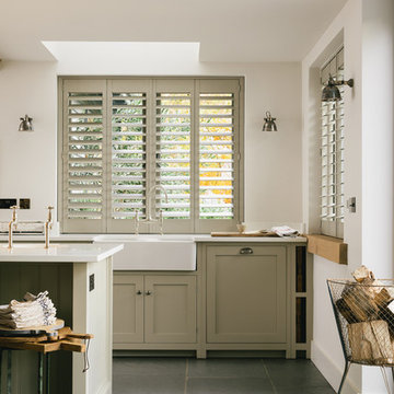 The Henley on Thames Shaker Kitchen by deVOL