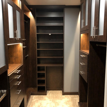 Weldon Spring Master Closet