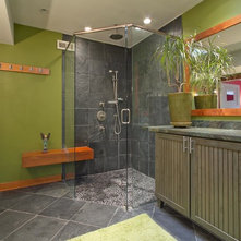 Tropical Bathroom by Alicia Blas Macdonald