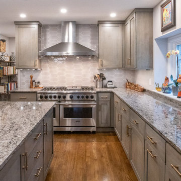 Transitional Gourmet Kitchen with Gray-Stained Cabinets | Large Island