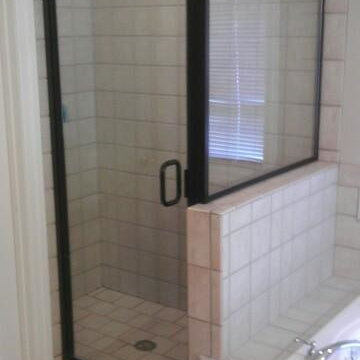 Framed and Semi-Frameless Showers
