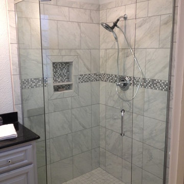 Custom Heavy Glass/Frameless Showers