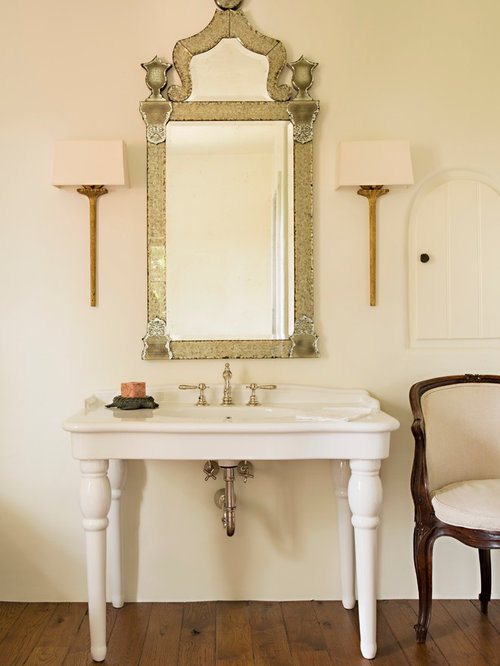 Mission Style Bathroom Design Ideas, Remodels & Photos