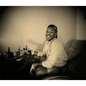 Foto de Dion James
