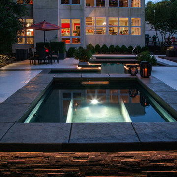 California Spa Retreat from a No-Tell Motel Pool