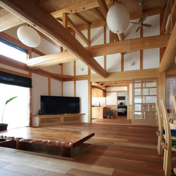 八百津の大きな招き屋根の家/八百津町