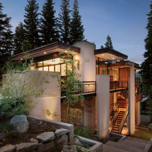 Stilt house
