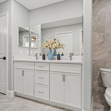 Dunnellon, FL | Vacant Home Staging - Parade of Homes Entry
