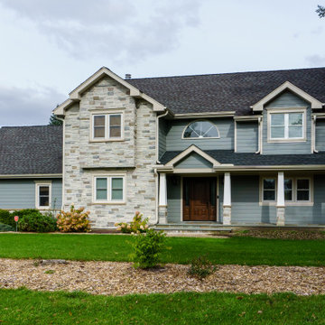 Traditional Home Siding Remodel in Lincolnshire, IL