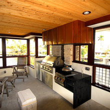 OUTDOOR KITCHEN