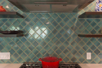 Kitchen photo in San Francisco