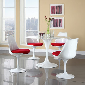 Eero Sarinen  style  Tulip Chair