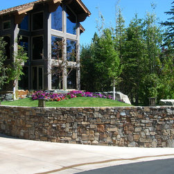 Castle Rock Ledge - Landscaping Stones And Pavers