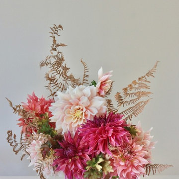 Slow Flowers August 2019 Inspiration: Summer Dahlias