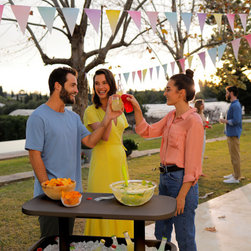 Breeze Bar Outdoor Patio Furniture and Hot Tub Side Table with 17 Gallon Beer an - Coolers And Ice Chests