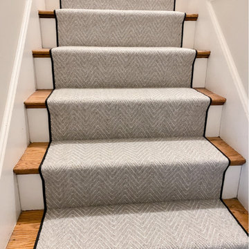Nourison Splendor Wave in Silverado Stair Runner
