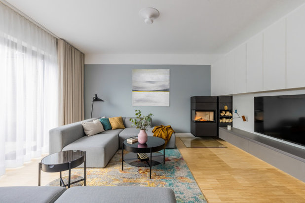 Skandinavisch Wohnzimmer by REFUGIUM - Interior Design