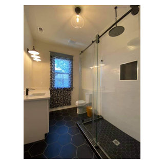 Reeves Kitchen - Bathroom - Austin - by Mission 5 Designs | Houzz