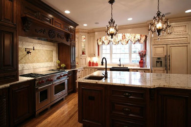 Elegant kitchen photo in Wichita