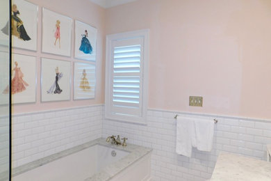 Bathroom - transitional bathroom idea in St Louis