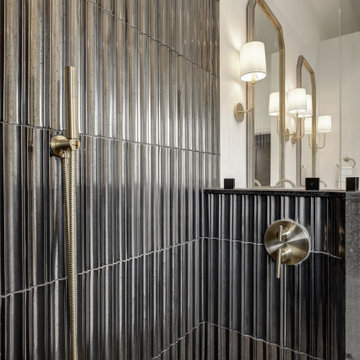 Elegant tile bath