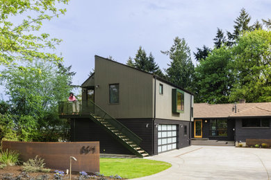 Example of a 1950s exterior home design in Seattle