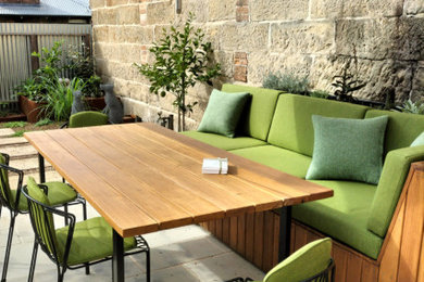 Photo of a contemporary patio in Sydney.