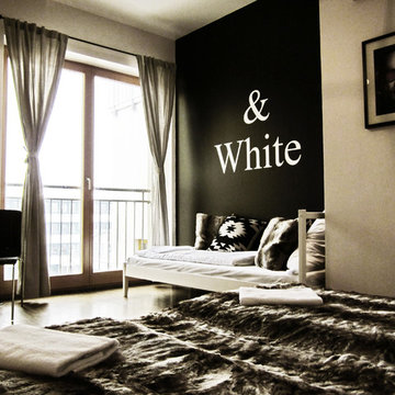 Baxpax Downtown Hostel