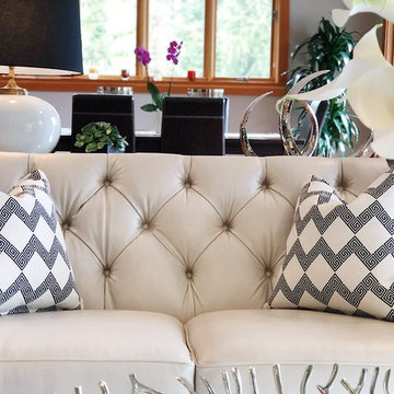 Black and White Elegant Living Room