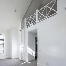 Designer - Au Pair Suite