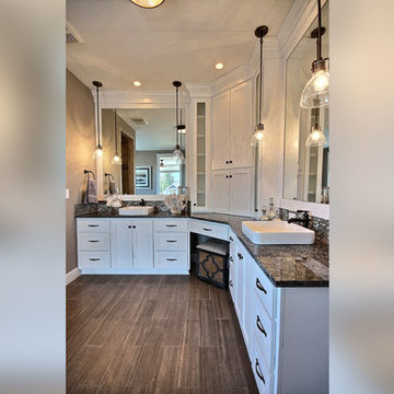 Master Bath - The Brahmin - 2 Story Transitional