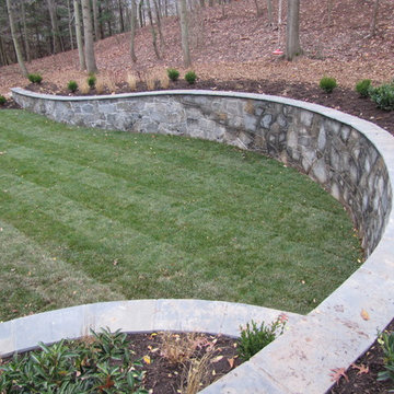 Curved Stone Retaining Wall