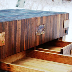 Antiqued walnut butcherblock - Products