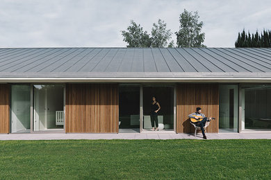 Foto de diseño residencial minimalista grande